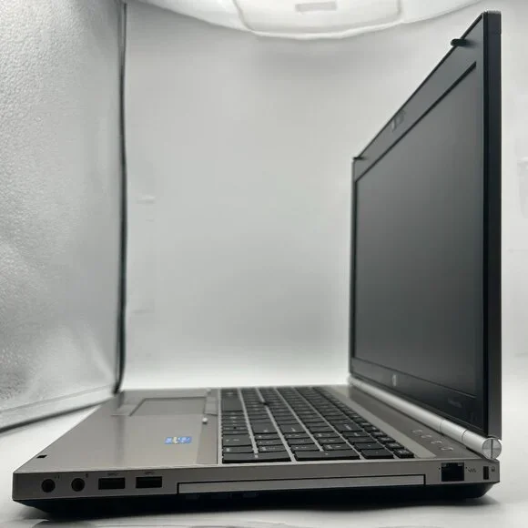 HP EliteBook 8560p | Core i5 | 8GB RAM | 128GB SSD | AMD Radeon | Windows 11 Pro - Picture 2 of 8